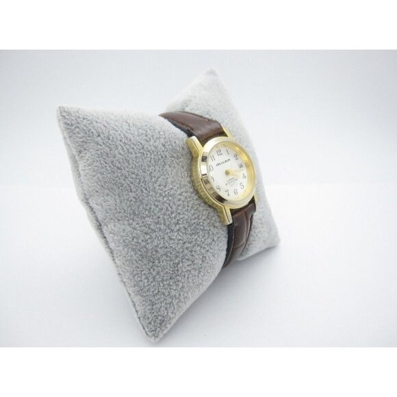 Women's Milan 100ft Quartz 100ft WR Analog 26mm Dial Causal Round Watch (E98) - Picture 6 of 9